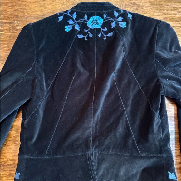 Lucky Brand Black Blazer with Blue Floral Design - Picture 8 of 9